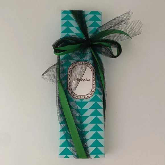 Stella and Dot faux Pearl, spike, snap close bracelet with box - Picture 7 of 7